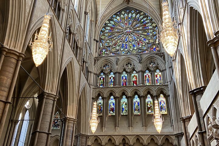 Guidet rundvisning i Westminster Abbey i London, der viser dens historiske og arkitektoniske betydning, foto 11 | wizardtrip
