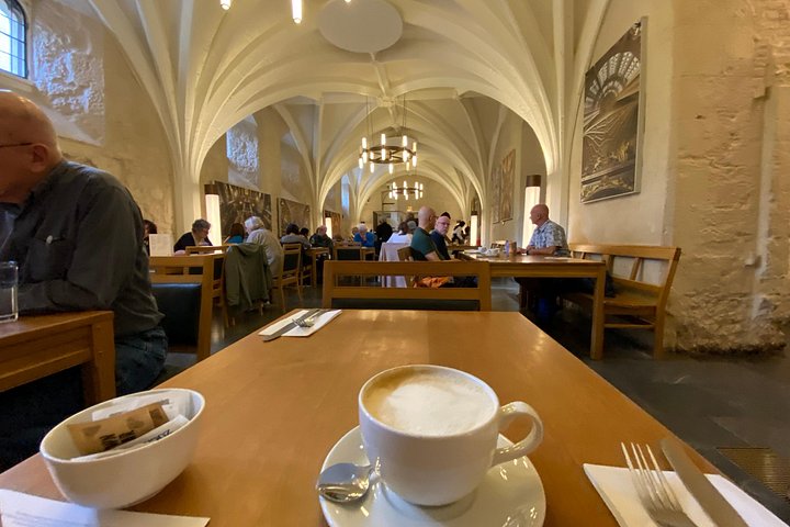 Guidet rundvisning i Westminster Abbey i London, der viser dens historiske og arkitektoniske betydning, foto 18 | wizardtrip