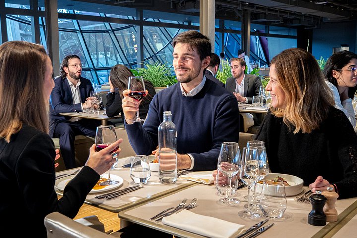 Luksuriøs dagstur til Paris fra London med Eurostar, med byomvisninger og bespisning på Eiffeltårnet, foto 10 | wizardtrip