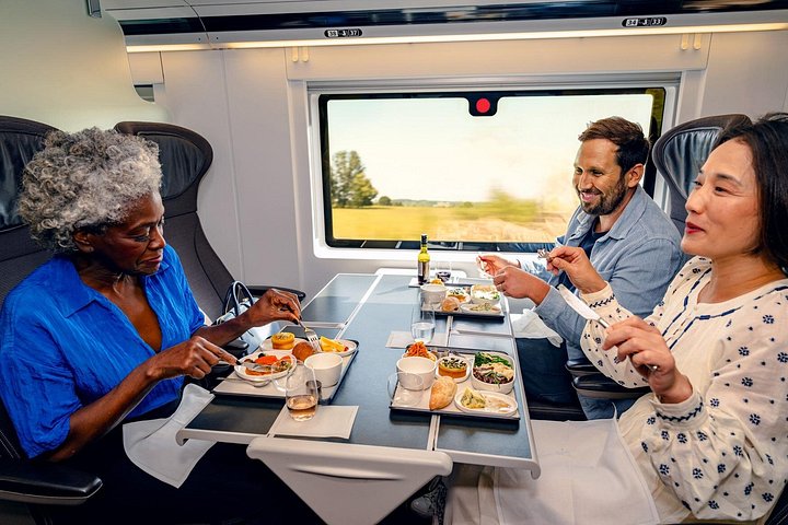 Luksuriøs dagstur til Paris fra London med Eurostar, med byomvisninger og bespisning på Eiffeltårnet, foto 15 | wizardtrip