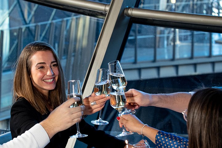 Luksuriøs dagstur til Paris fra London med Eurostar, med byomvisninger og bespisning på Eiffeltårnet, foto 16 | wizardtrip