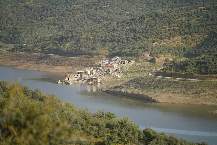 Tour panoramico in safari attraverso le montagne di Creta, visita di siti storici e villaggi con pranzo, foto 14 | wizardtrip