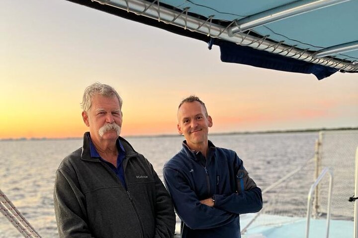 Disfruta de un hermoso crucero al atardecer en catamarán en Fort Myers, Florida, foto 43 | wizardtrip