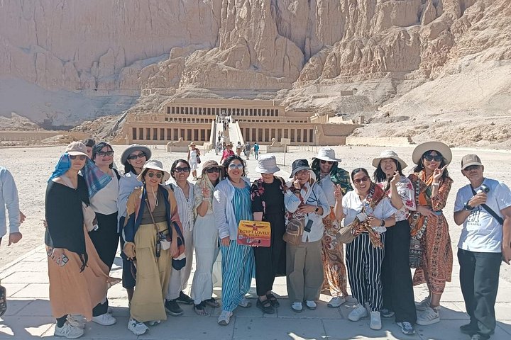 Udforsk oldegyptiske grave og templer på en halvdagstur i Luxor, Egypten, foto 19 | wizardtrip