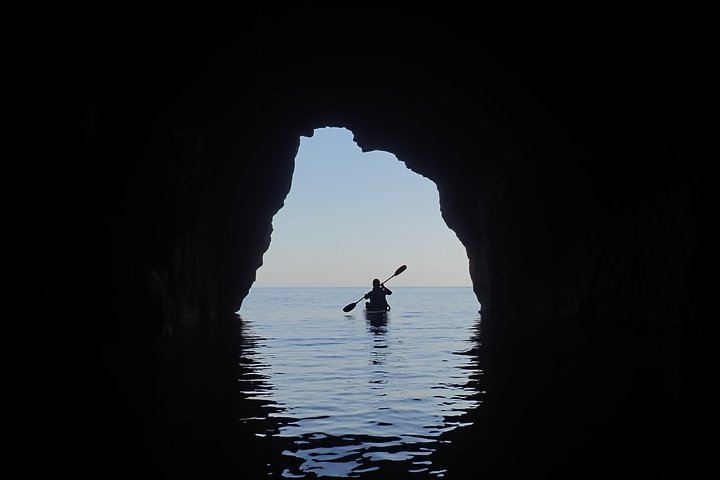 Tour en kayak y snorkel a la Cova Tallada cerca de Benidorm, España, foto 6 | wizardtrip