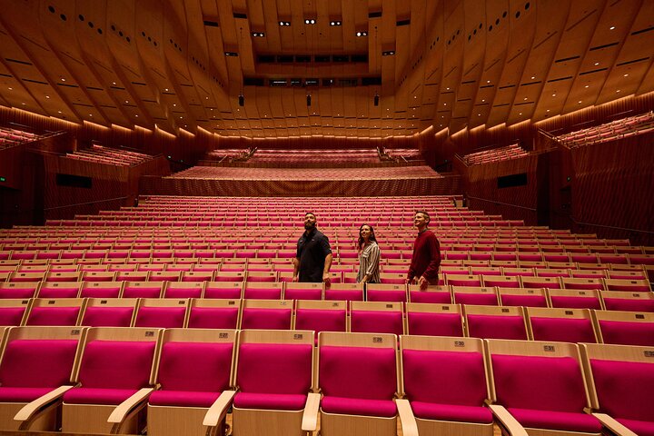 Sydney Opera House Official Guided Walking Tour | wizardtrip