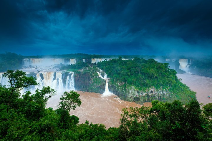 Iguazú-Wasserfälle: Ganztägige Tour auf beiden Seiten – Brasilien und Argentinien | wizardtrip