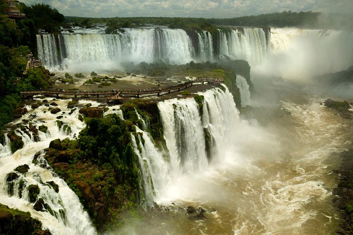 Utforsk de majestetiske Iguazúfossene fra både den brasilianske og argentinske siden på en heldagstur, foto 14 | wizardtrip