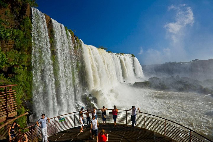 Utforsk de majestetiske Iguazúfossene fra både den brasilianske og argentinske siden på en heldagstur, foto 15 | wizardtrip