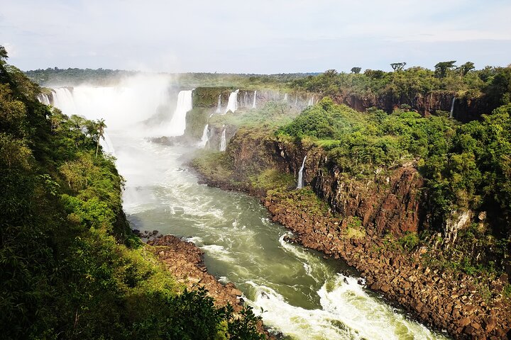 Utforsk de majestetiske Iguazúfossene fra både den brasilianske og argentinske siden på en heldagstur, foto 19 | wizardtrip