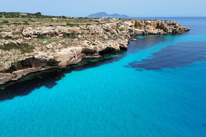 Excursion en bateau explorant les îles Égades de Favignana et Levanzo depuis Trapani, Sicile, photo 15 | wizardtrip