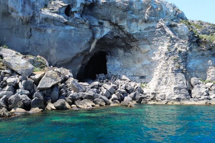 Excursion en bateau explorant les îles Égades de Favignana et Levanzo depuis Trapani, Sicile, photo 19 | wizardtrip