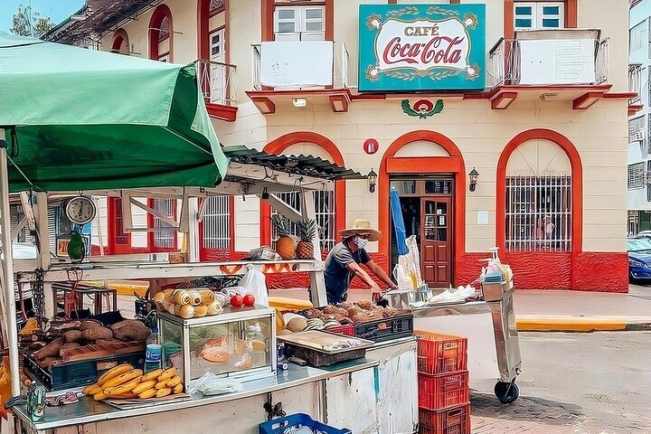 Legends of Casco Viejo Tour: Verborgene Schätze mit Panama Vibes Tours | wizardtrip