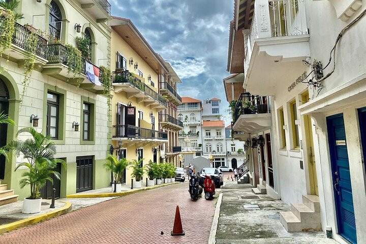 Erkunden Sie die historischen Straßen und die koloniale Architektur von Casco Viejo, Panama City, auf einer geführten Tour, Foto 11 | wizardtrip