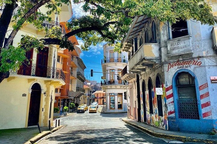 Erkunden Sie die historischen Straßen und die koloniale Architektur von Casco Viejo, Panama City, auf einer geführten Tour, Foto 29 | wizardtrip