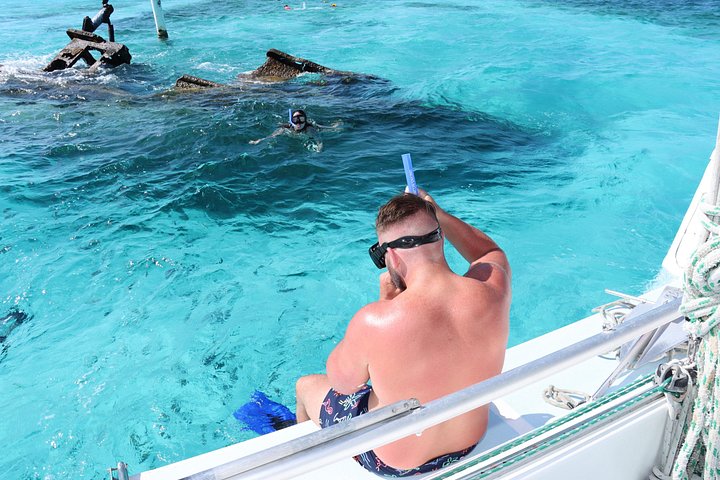 Viaje privado en catamarán de Cancún a Isla Mujeres con snorkel, foto 9 | wizardtrip