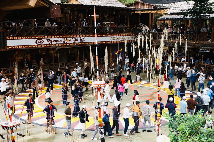 Utforsk Dalats fossefall, kaffegårder og kultursteder på denne eventyrturen, foto 49 | wizardtrip