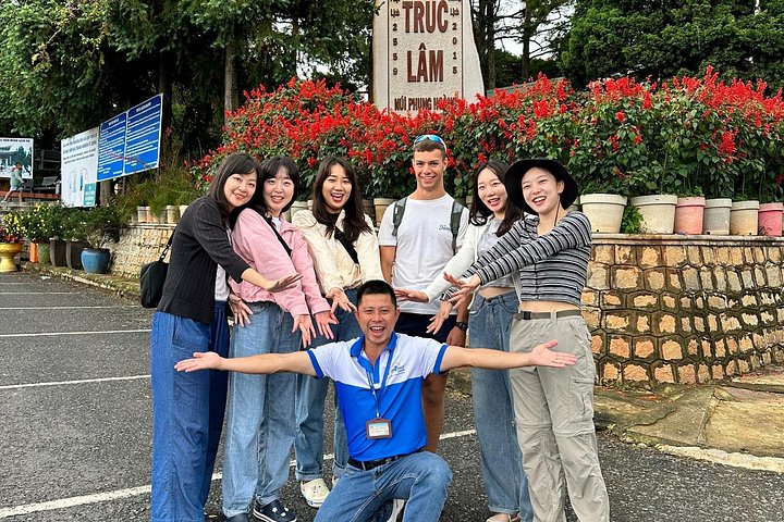 Tour giornaliero a Da Lat visitando il Monte Langbiang, la Crazy House e la Cascata Datanla, foto 23 | wizardtrip