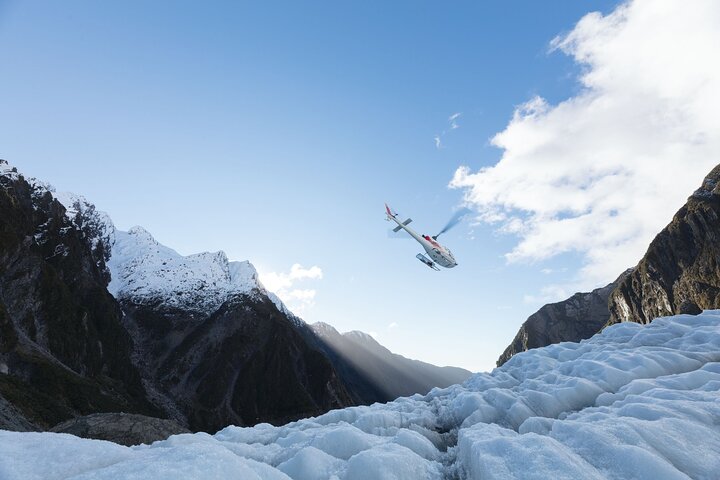 Voo de helicóptero e caminhada guiada no deslumbrante Glaciar Franz Josef, Nova Zelândia, foto 18 | wizardtrip