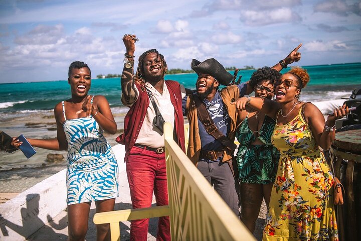 Ontdek de piratiegeschiedenis en bezienswaardigheden van Nassau tijdens een privé Jeep tour met een piratengids, foto 7 | wizardtrip