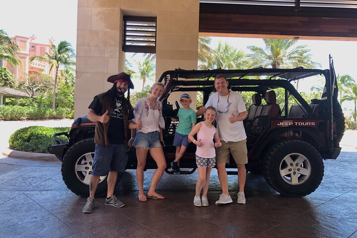 Ontdek de piratiegeschiedenis en bezienswaardigheden van Nassau tijdens een privé Jeep tour met een piratengids, foto 8 | wizardtrip