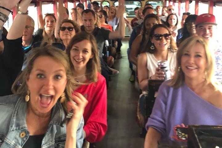Comedy-Bustour erkundet Charlottes Wahrzeichen mit einem Comedy-Reiseleiter, Foto 12 | wizardtrip