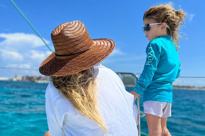 Privé catamaran zeiltocht in Cozumel met snorkelen en paddleboarden, foto 8 | wizardtrip