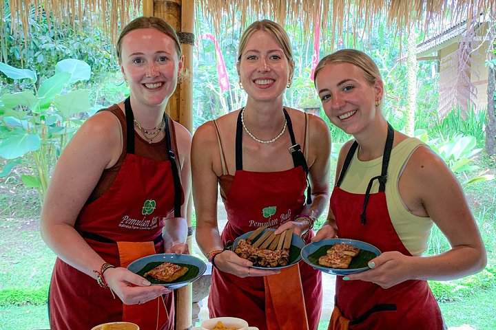 Praktische Balinese kookklas in Ubud, Indonesië, met verse ingrediënten en lokale gerechten, foto 11 | wizardtrip