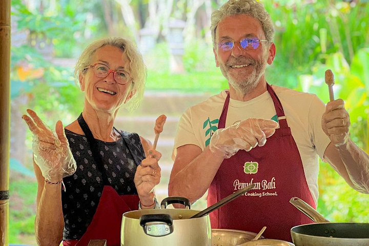 Praktische Balinese kookklas in Ubud, Indonesië, met verse ingrediënten en lokale gerechten, foto 15 | wizardtrip