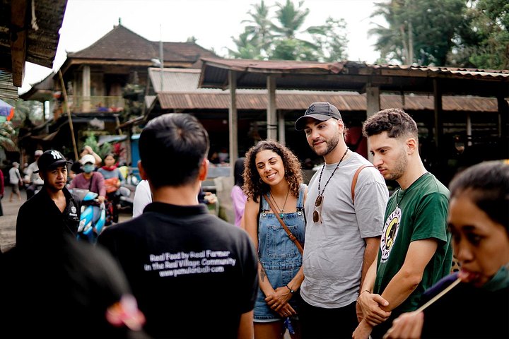 Praktische Balinese kookklas in Ubud, Indonesië, met verse ingrediënten en lokale gerechten, foto 31 | wizardtrip