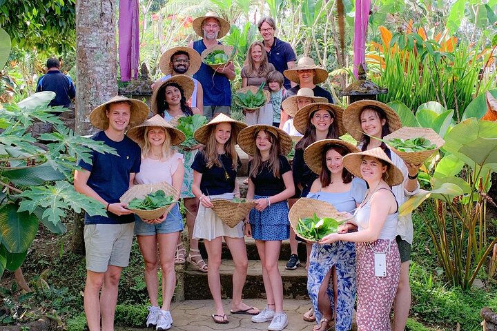 Praktische Balinese kookklas in Ubud, Indonesië, met verse ingrediënten en lokale gerechten, foto 32 | wizardtrip