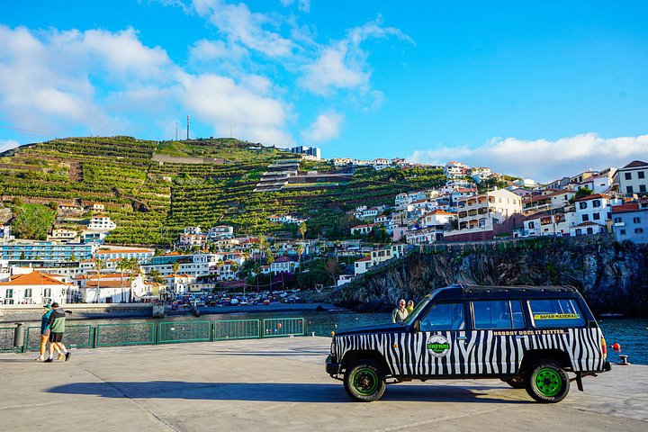 Jeep-safarieventyr som utforsker Fanal-skogen, Porto Moniz-bassengene og Cabo Girão-utsiktspunktet på Madeira, foto 11 | wizardtrip