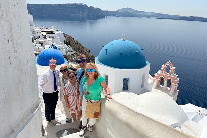 Santorini Private Tailor-Made Tour: Oia, Blue Domes & Hidden Gems | wizardtrip