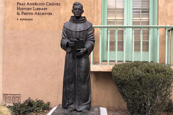 Visite historique à pied des sites culturels et des monuments importants de Santa Fe, photo 17 | wizardtrip