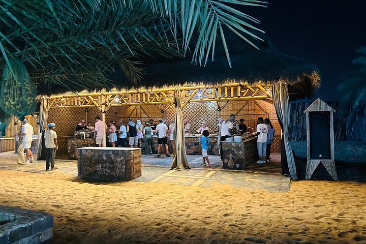 Ervaar een spannende woestijnsafari in Dubai met dune bashing, kameelritten en een BBQ-diner, foto 34 | wizardtrip