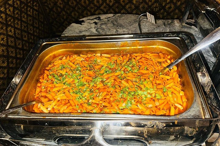 Ervaar een spannende woestijnsafari in Dubai met dune bashing, kameelritten en een BBQ-diner, foto 39 | wizardtrip