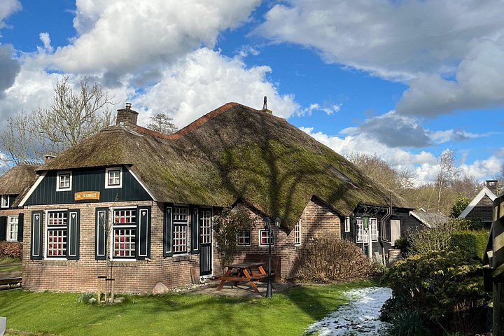 Kleinschalige tour naar Giethoorn vanuit Amsterdam, met grachten en boten, foto 25 | wizardtrip