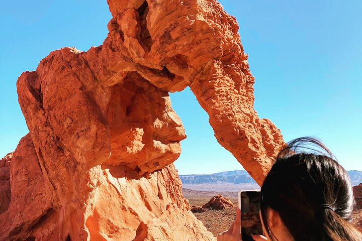 Tour di un giorno nella Valle del Fuoco e nel Red Rock Canyon da Las Vegas, che mostra uniche formazioni di arenaria e paesaggi desertici, foto 27 | wizardtrip