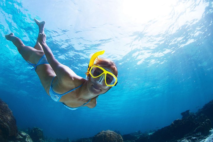 Tour in barca lungo la Costiera Amalfitana con nuoto, snorkeling e bevande, foto 8 | wizardtrip