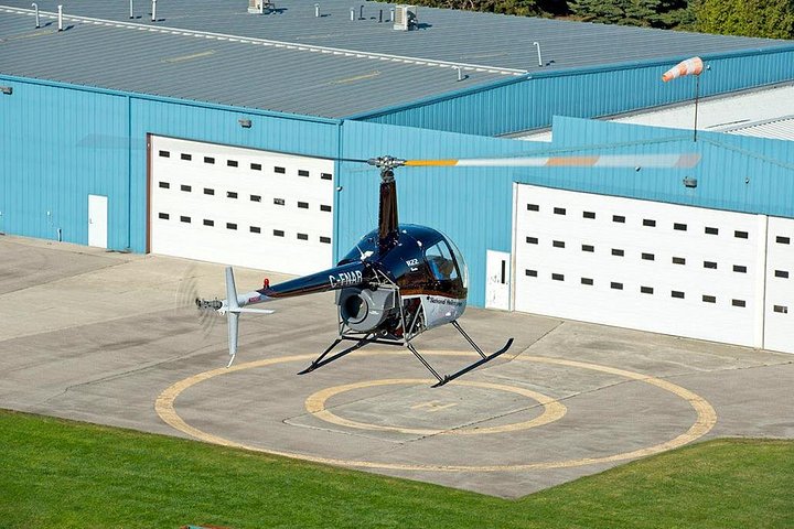 Experimente as Cataratas do Niágara de cima num emocionante passeio de helicóptero de 20 minutos sobre o Canadá, foto 8 | wizardtrip