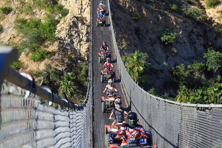 Aventure Quad : Conquérez le Désert et le Plus Long Pont en Bois | wizardtrip