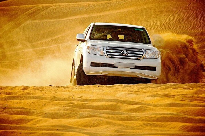 Upplev en spännande ökensafari i Doha, Qatar, med dune bashing, sandboarding och kamelridning, foto 15 | wizardtrip