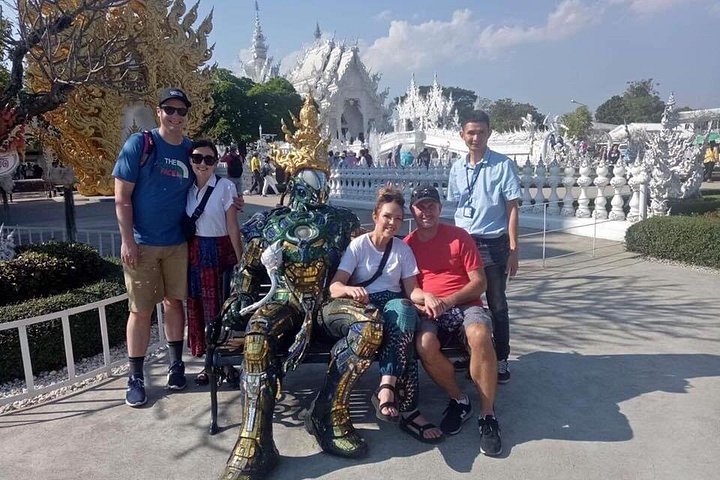 Privé tour van Chiang Rai's Witte, Blauwe en Rode Tempels vanuit Chiang Mai, Thailand, foto 10 | wizardtrip