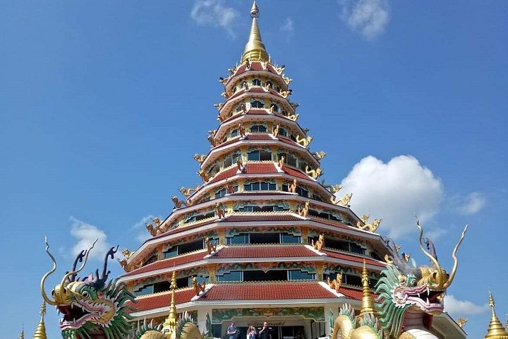 Privé tour van Chiang Rai's Witte, Blauwe en Rode Tempels vanuit Chiang Mai, Thailand, foto 15 | wizardtrip