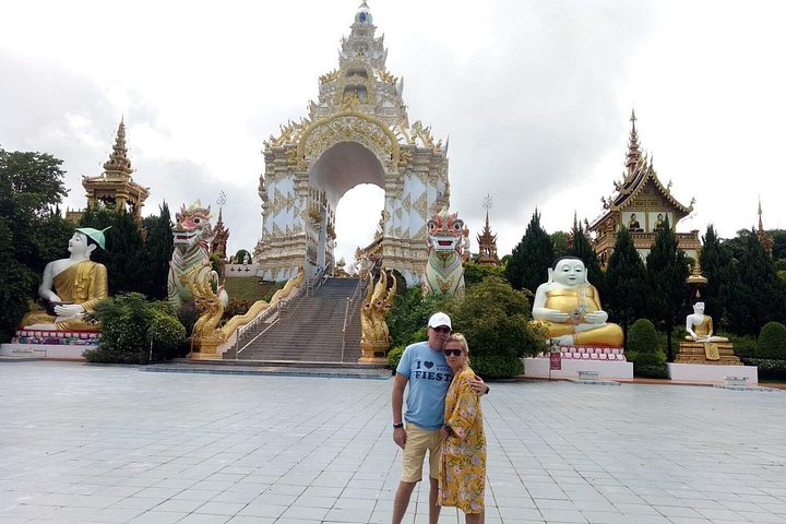 Privé tour van Chiang Rai's Witte, Blauwe en Rode Tempels vanuit Chiang Mai, Thailand, foto 21 | wizardtrip