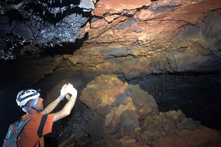 Explorez les fascinants tunnels de lave de La Réunion, une aventure souterraine unique, photo 9 | wizardtrip