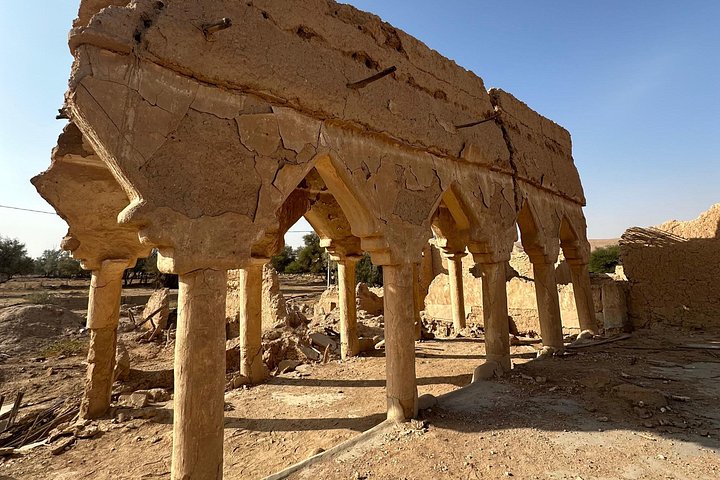 Découvrez le spectaculaire Bord du Monde à Riyad avec une randonnée guidée, une balade à dos de dromadaire et un campement dans le désert, photo 26 | wizardtrip