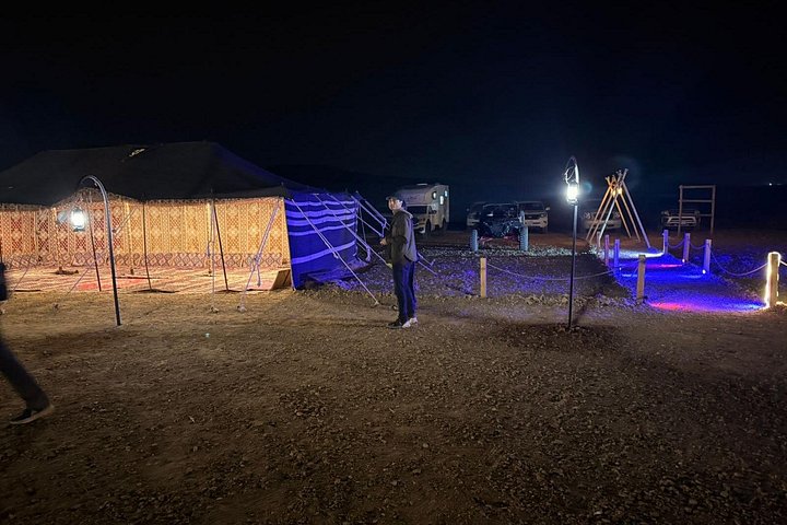 Découvrez le spectaculaire Bord du Monde à Riyad avec une randonnée guidée, une balade à dos de dromadaire et un campement dans le désert, photo 28 | wizardtrip