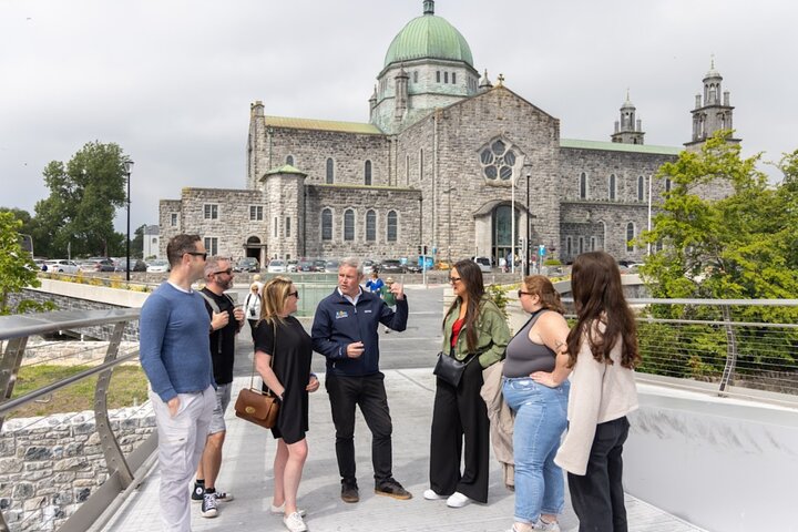Visite à pied de la ville de Galway, explorant des sites historiques et des monuments, photo 10 | wizardtrip