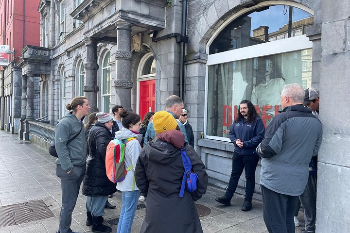 Visite à pied de la ville de Galway, explorant des sites historiques et des monuments, photo 15 | wizardtrip